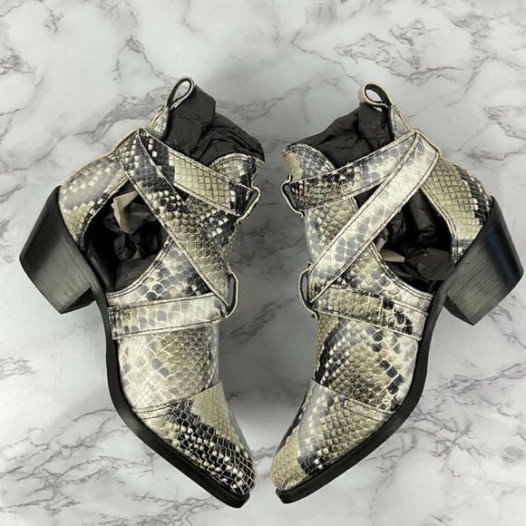 Allsaints Summer Snake Leather Darcy Pointed Bootie 6 - Picture 5 of 9